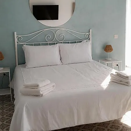 Authentic In Sliema, Steps From The Sea Апартаменты Слима