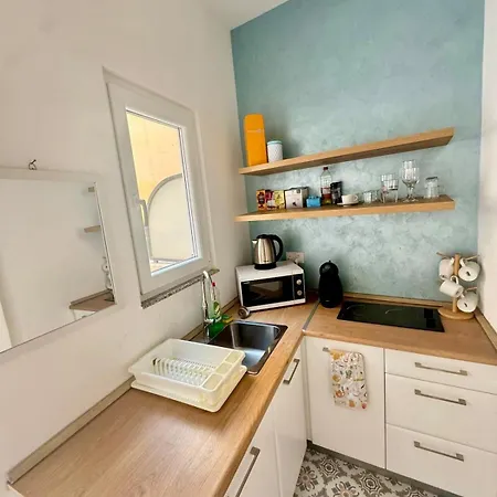 Authentic In Sliema, Steps From The Sea *