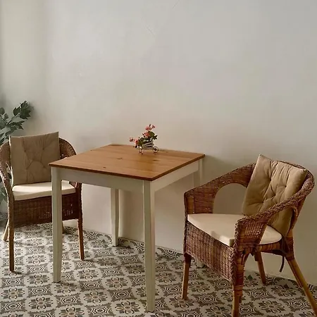 Authentic In Sliema, Steps From The Sea * Слима